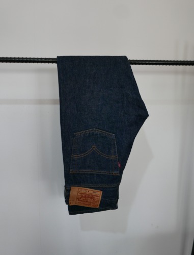 [WOMEN] LEVIS 501 MADE IN USA
