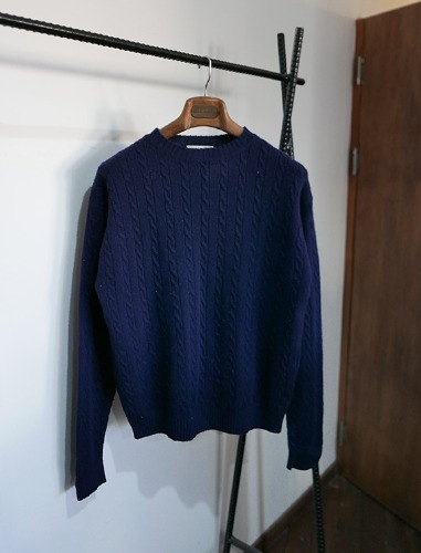 DYNASTY navy wool cable knit
