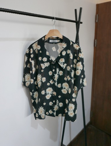 ZIP flower pattern blouse