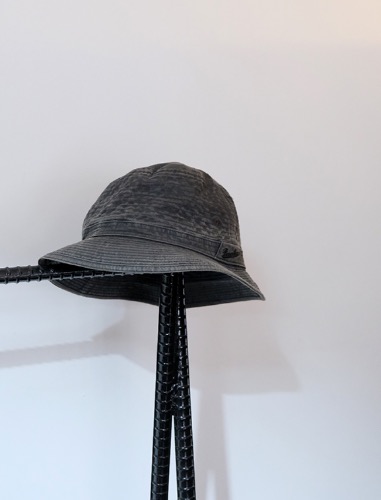 borsaliano bucket hat