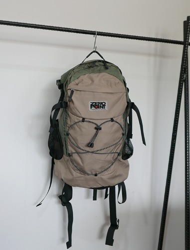 ZERO POINT BY MONT-BELL technical backpack
