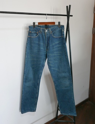 90s LEVI&#039;S 501 denim MADE IN USA