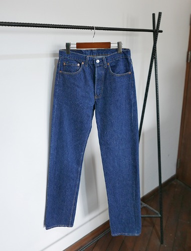 90s LEVI&#039;S 501 MADE IN USA