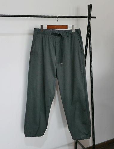 BEAMS JAPAN technical fabric stretch jogger pants