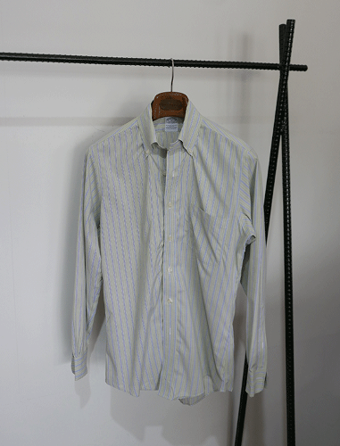 BROOKS BROTHERS stripe button down shirts