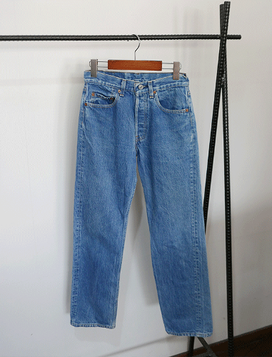 90s Levi&#039;s 501 MADE IN USA