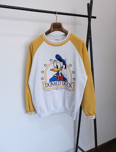 MICKEY FAMILY &#039;donald duck&#039; vintage sweat shirts